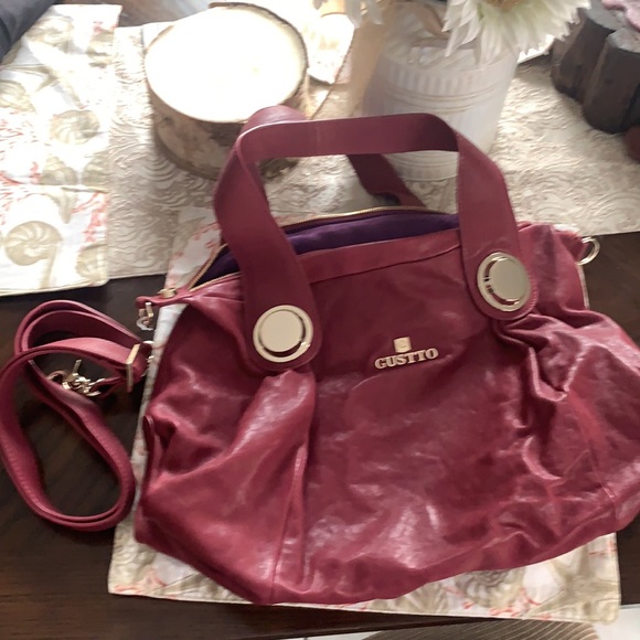 Gustto NWOT bag or crossbody - Picture 2 of 15